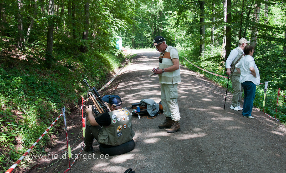 Lane 1 and 2 are the lowest point of Parcours